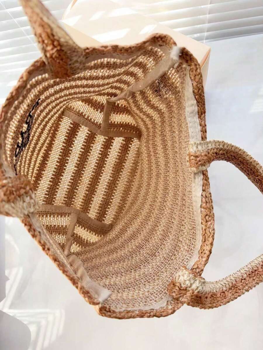Prada Straw Tote Bag, Striped Design, Large Capacity, Crossbody, Suitable For Beach, Fashionable
